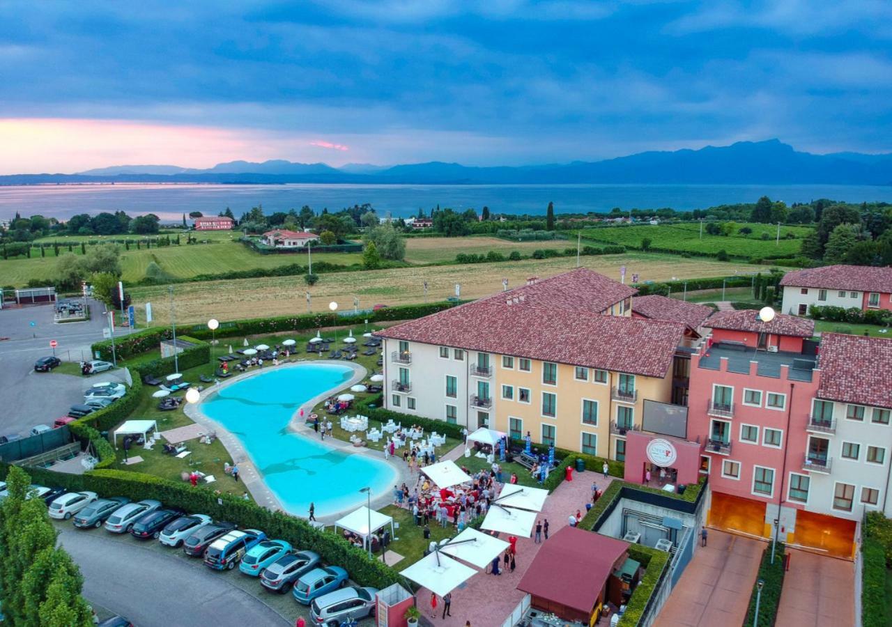 Th Lazise - Hotel Parchi Del Garda Exterior foto